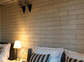 Villa la Olive Premium Apartaments-Luxury Standard, hotel v Osvětimi