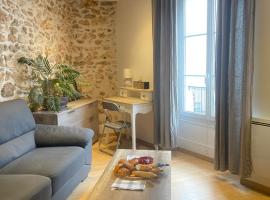 Les Chambres d'Orsay, homestay in Orsay