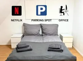 Moderne Wohnung mit Arbeitsplatz, Netflix, Nespresso & privatem Stellplatz