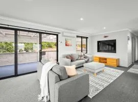 4 Bedroom House - Gorgeous View