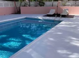 Seabreeze - 2-Bedroom Apartment Private Oasis in Frigate Bay