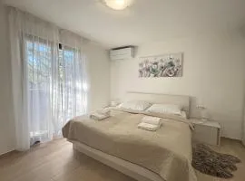 Flowers Apartments Medulin, Fucane 2