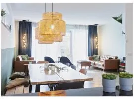 Exclusive Water Villa for 10 with Jetty & Terrace