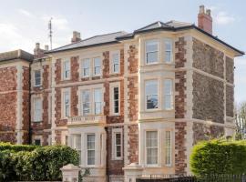 Pembroke House I Your Apartment, self catering accommodation in Bristol