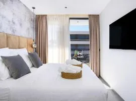 Fly Room - S2 - MPolo