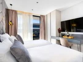 Fly Room - S3 - MPolo