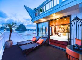 Hera Classic Boutique Cruise, barco em Ha Long