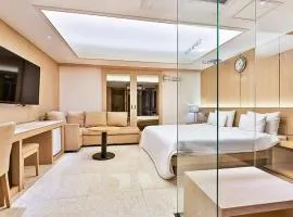 Gyeongju VALT Hotel