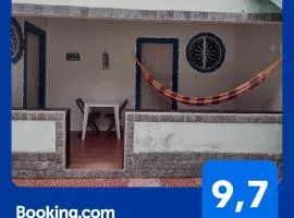 Ambiente familiar, área nobre, próximo a praia.