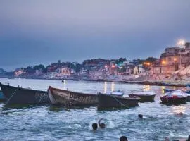 SEA VIEW- Family Hotel New T B- Resort inn, puri - near sea beach and Jagannath temple