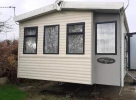 Cosy Caravan At Sandy Bay, In The Heart Of Northumberland Ref 29015Wv