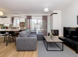 Luxurious Tsimiski 2nd Floor