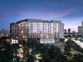 Cordis, Foshan, Lingnan Tiandi - Free Shuttle Bus to Canton Fair, hotel v destinaci Fo-šan