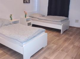 Monteurwohnung bei Nina EGR, ξενοδοχείο σε Zeitz