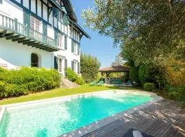 LA ROSERAIE - Family home with swimming pool