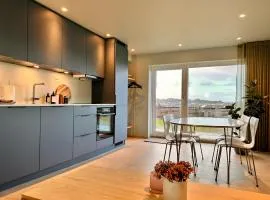Basement apartment with sea view