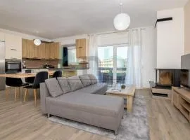 Luxurious Tsimiski 3BDR 4th Floor