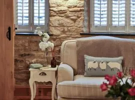 Alexis Cottage Tetbury Cotswolds