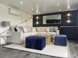 Luxury and Style - The Garden Room