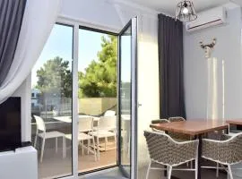 Wide Beach Apartments 236
