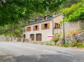 Location a chanteperdrix 2 personnes