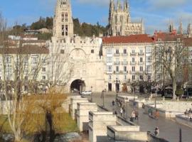 BURGOS CONTEMPLA Centro hist&oacute;rico. Frente al arco