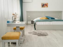 Sky Rooms, aparthotel v destinaci Sub Coastă