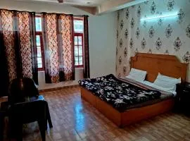 Galaxy Homestay