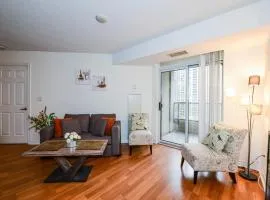 PlanURstay Amazing- 2BR & 2BTH - Walk-in distance to Square One Mall