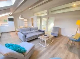 Modern & bright 4-room apartment in Cannes Banane