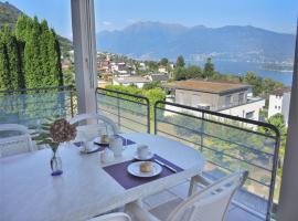 Residenza al Castagno Duplex by Fewotessin โรงแรมในPiazzogna