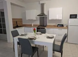 3-Room-House Cornebarrieu - quiet and close to Airport, Meett, Leclerc