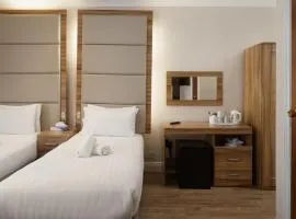 Royal Eagle Hotel