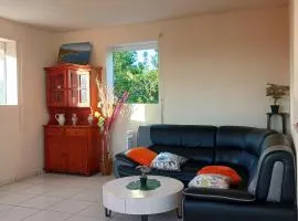Charmante maison de vacances avec vue sur la mer à Le Gosier