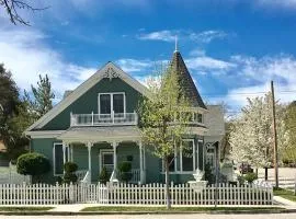 Huston's Attic