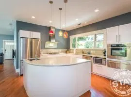 Bungalow on Vine