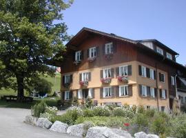 Ferienbauernhof Roth, golfov&yacute; hotel v destinaci Sulzberg