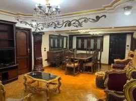 3 Bedroom apartment with Garden & Office