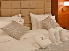 Passpartu Garni hotel Rooms