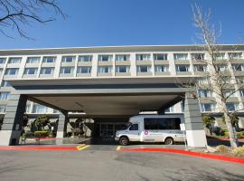 Coast Gateway Hotel