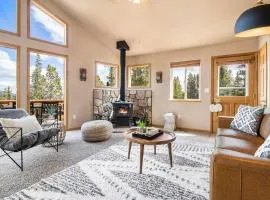Mountain Views Hot tub 35min to Breck Pet Friendly