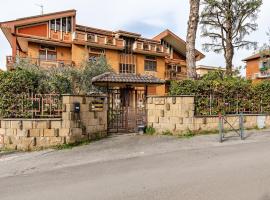 TSUKI House, hotel i Marino
