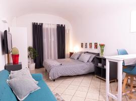 'Al 40' delizioso monolocale ai piedi di Città Alta, hotel in Bergamo