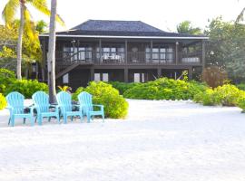 Featherstone Upstairs Apartment, Cayman Brac, hotel na praia em Cayman Brac
