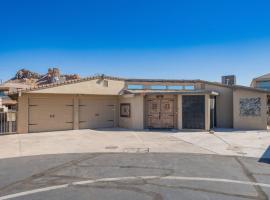 Dock Holiday, Outdoor Living!, hotel i Parker