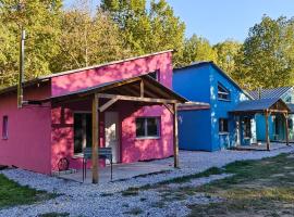 The cabins Project &Sigma;&pi;ί&tau;&iota;&alpha; &sigma;&tau;&omicron; &delta;ά&sigma;&omicron;&sigmaf;, casa de muntanya a Konstandini&aacute;