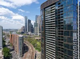 1B1B Condo with Bay &River Views