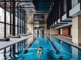 1B1B Condo with Bay &River Views, viešbutis Melburne