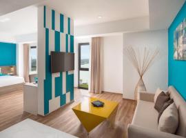 Khách Sạn X2 Việt Trì, Hotel in Làng Tiên Cát