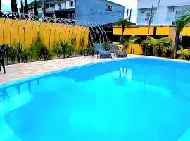 Refúgio Família Rossett em Itapoá - Casa fantástica c piscina p 18 pessoas
